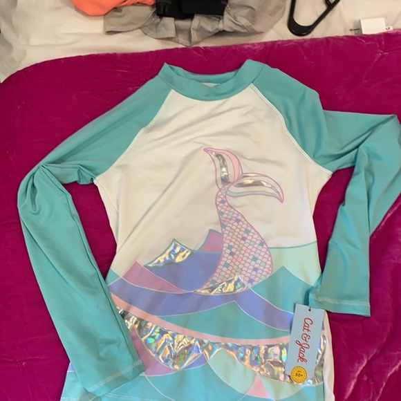 All different - Picture 4 of 4